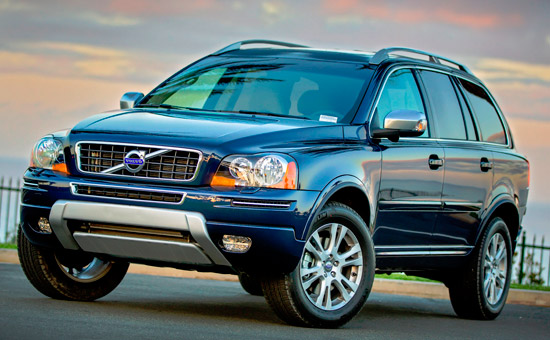 Вольво XC90 1 поколения отличается широкой линейкой бензиновых и дизельных моторов объемом 2.4, 2.5, 2.9, 3.2, 4.4 л Вольво XC90 1 поколения